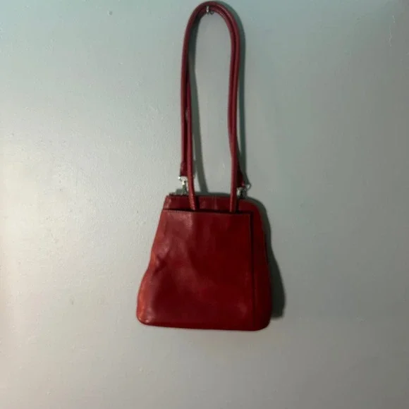 Clarks Red Leather Convertible Backpack Purse Shoulder Bag - Picture 2 of 12